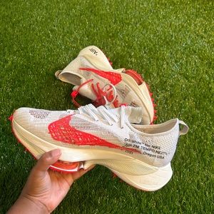 Nike Air Zoom Tempo Next %